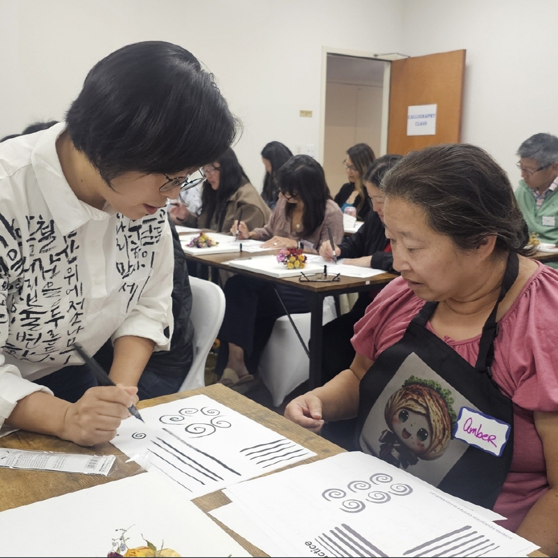 Special Lecture on Roots Education for Korean Adoptees